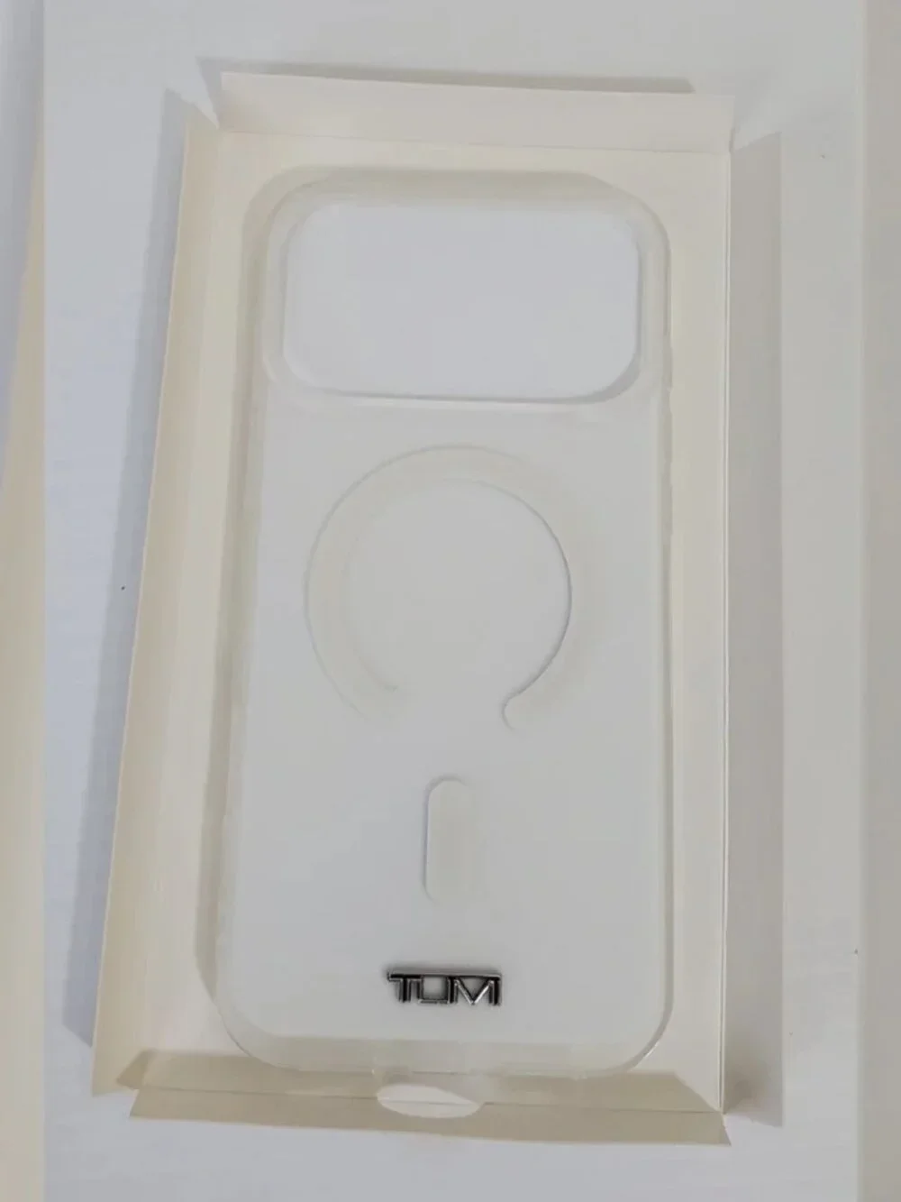 2026 TUMI MADE FOR iPHONE 17 PRO MAX CLEAR CASE COMPATIBLE MAG SAFE SYSTEM